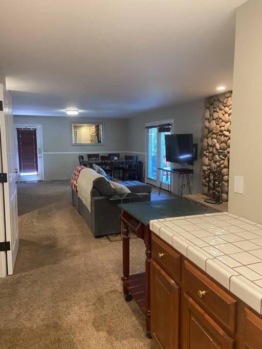 Yobee! Park Reservation Included! Heart Of Yosemite - Homey And Breakfast Yosemite West